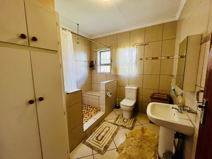 To Let 3 Bedroom Property for Rent in Bainsvlei Free State